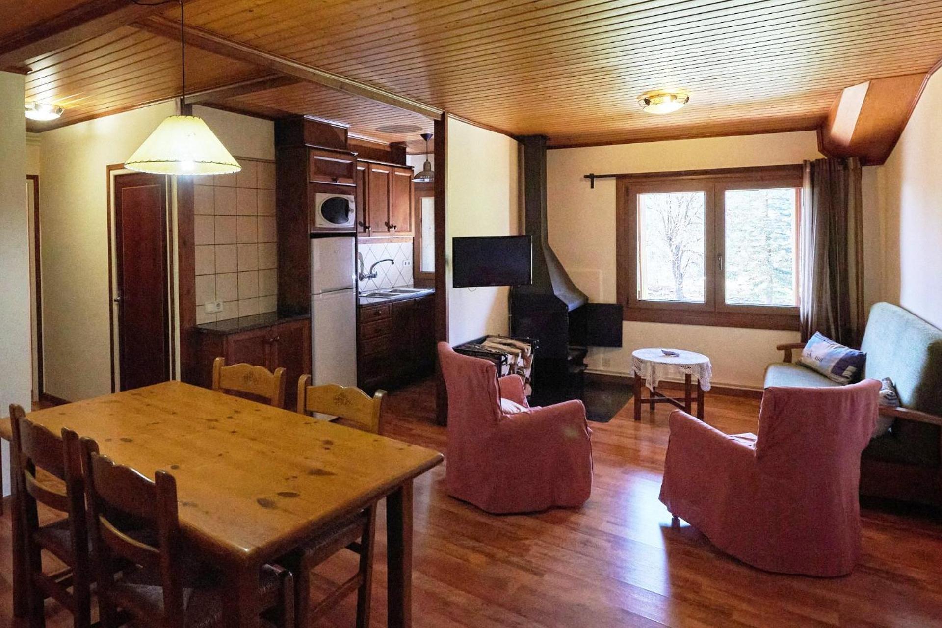 Can Tubau - Casa Rural - Apartaments Campelles Ngoại thất bức ảnh