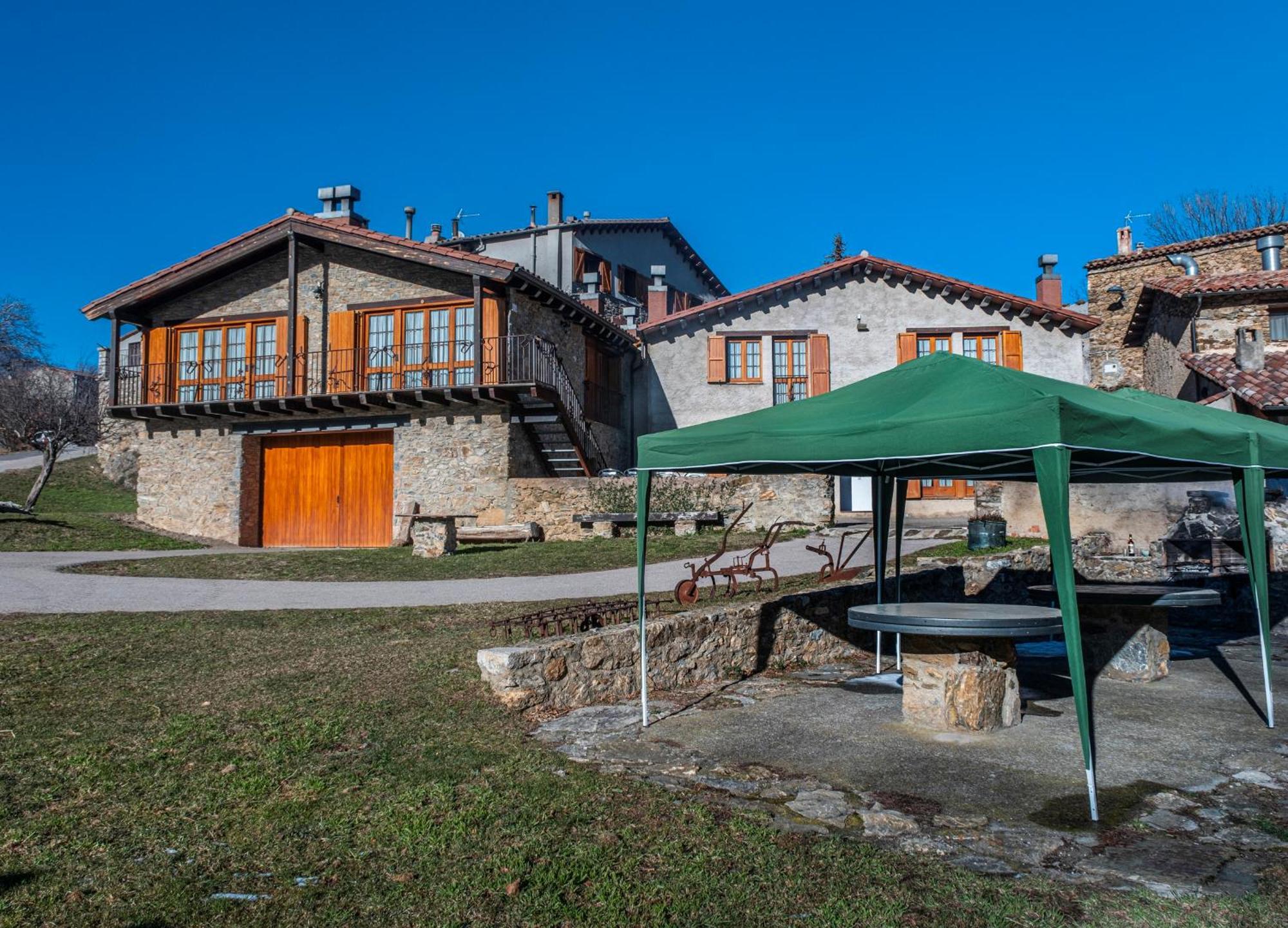 Can Tubau - Casa Rural - Apartaments Campelles Ngoại thất bức ảnh