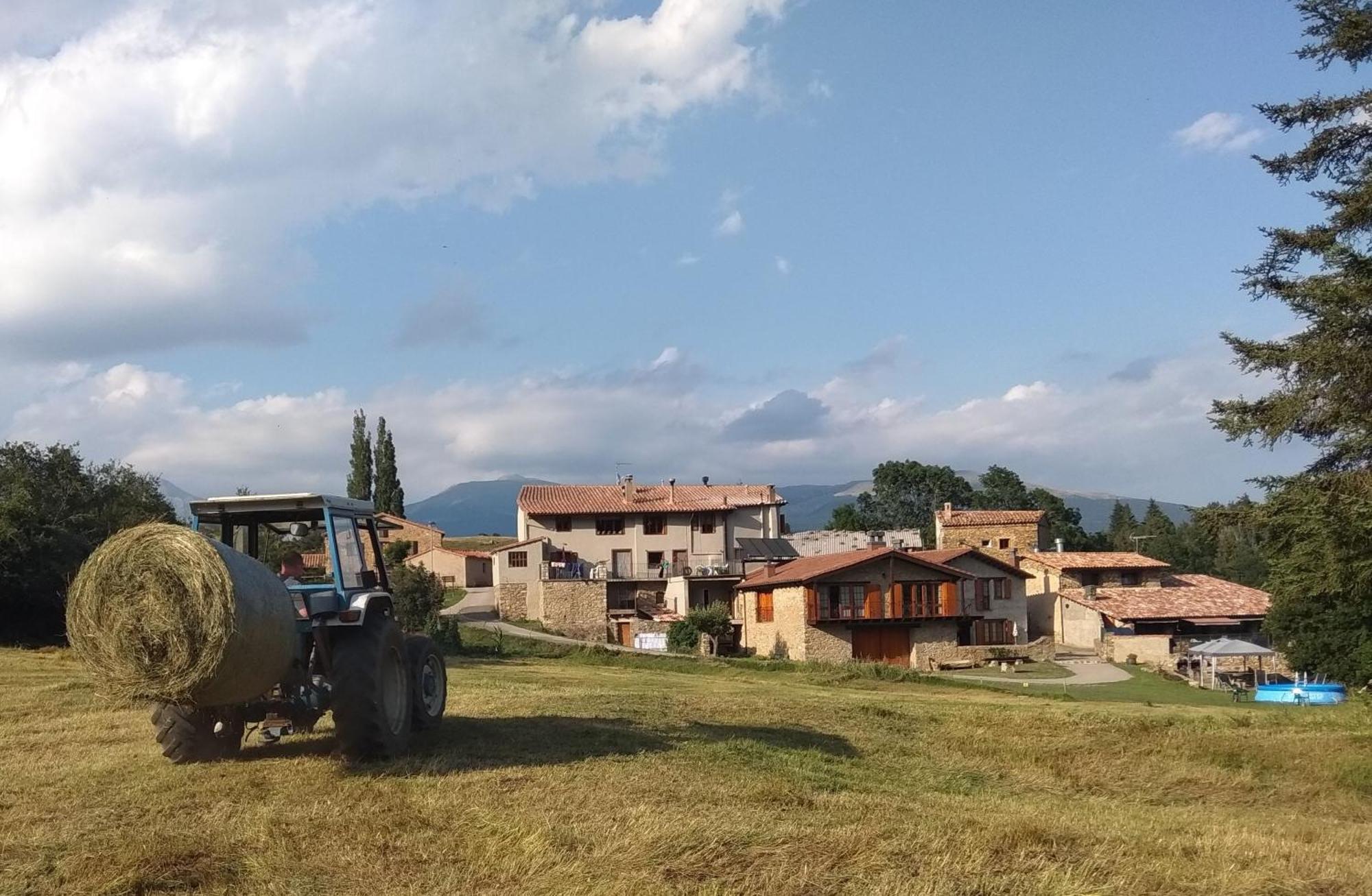 Can Tubau - Casa Rural - Apartaments Campelles Ngoại thất bức ảnh